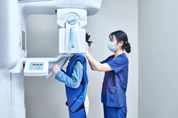Best Emergency Tooth Extraction in Neosho, MO
